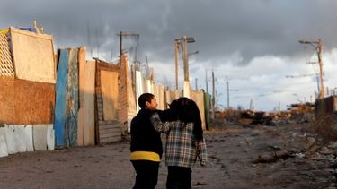Más de 90 mil niños viven en campamentos: Campaña de TECHO busca ayudar a quienes menos tienen