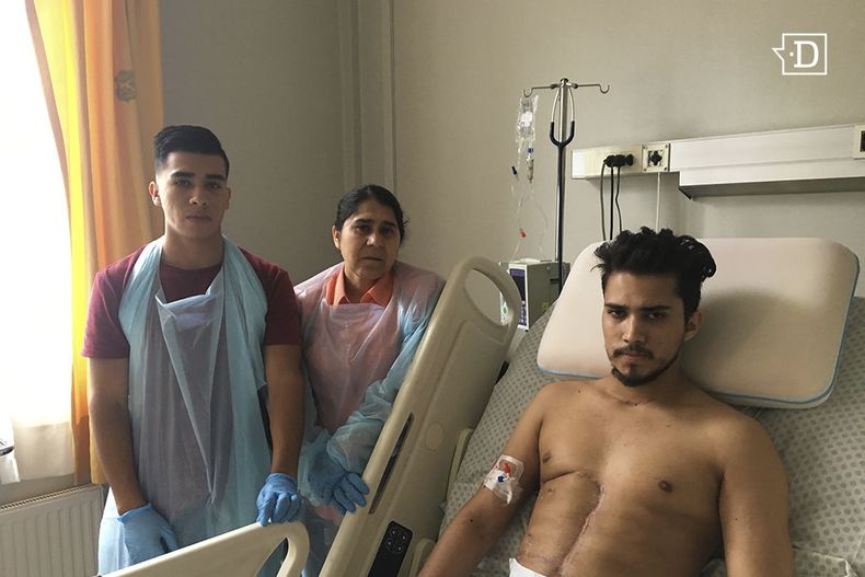 Imagen Joel y su familia.jpg