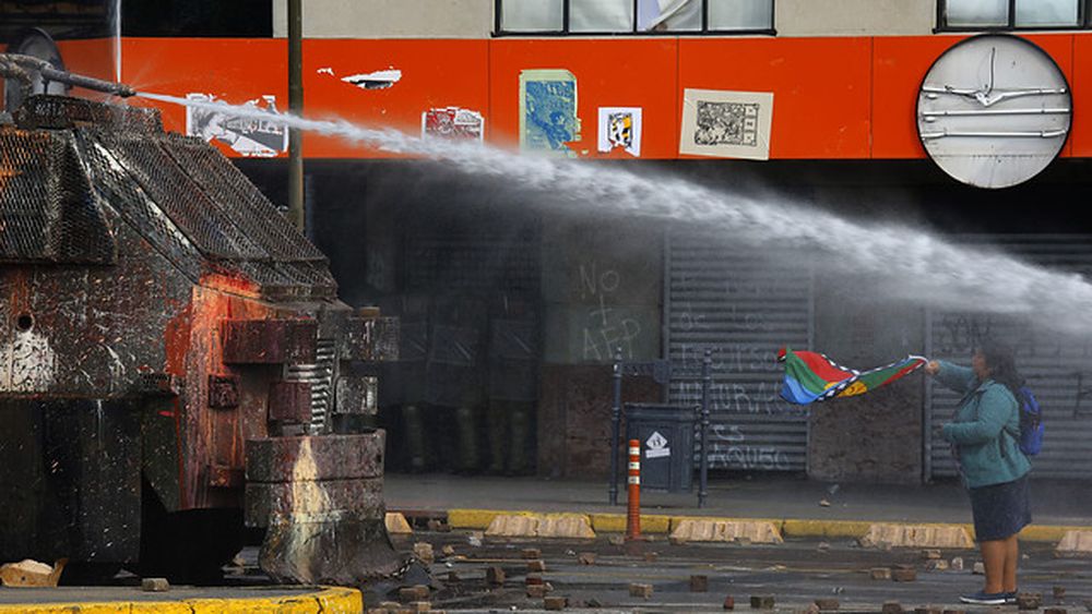 Medios internacionales resaltan masivas lesiones oculares y violenta represión policial en Chile