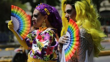 Duro round twittero entre Isabel Amor y ministra de la Mujer por subsecretaría LGBTIQ+
