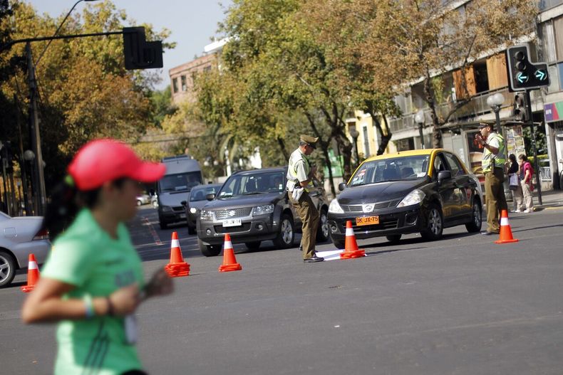 Desvíos en el centro de Santiago comienzan a las 09:00 horas del sábado - Agencia Uno