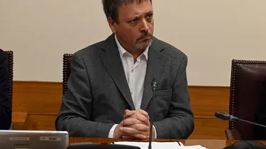 Mostró su buena voluntad: Pescadores se reúnen con subsecretario Salas y le piden financiamiento de plataforma social