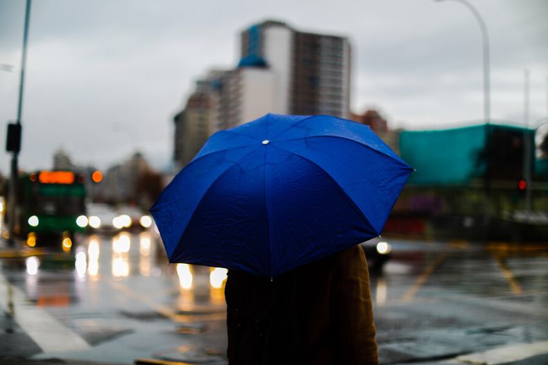 Imagen referencial Lluvias Santiago .jpg