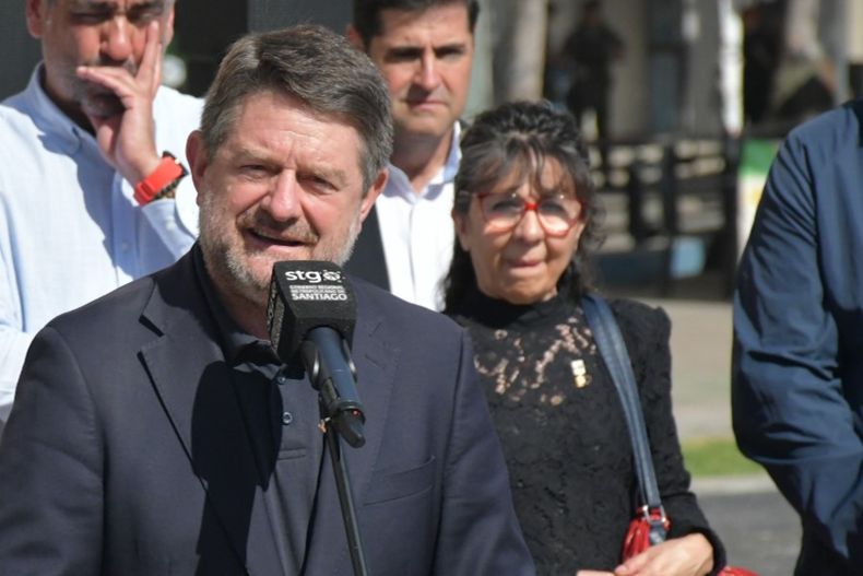 Claudio Orrego.jpg