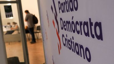 Bancada DC “no está de acuerdo” con que militantes ocupen cargos en el gobierno