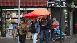 Chubascos en Santiago: Hasta qué hora durarán y cómo estará el tiempo este miércoles