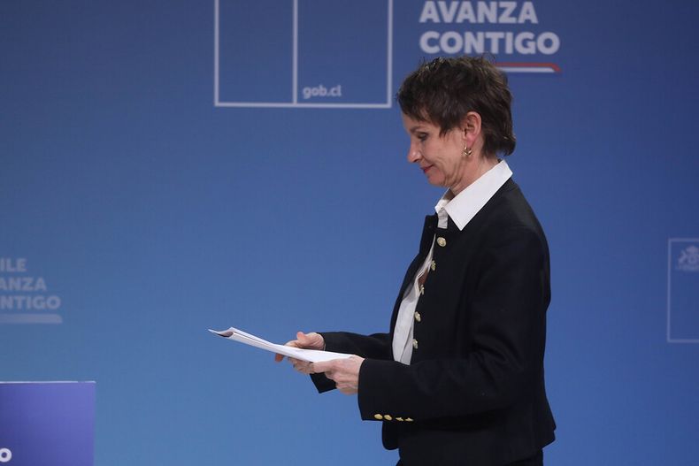 3281 a uno 1594710.jpg