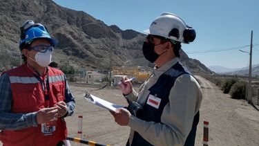 Socavón de Tierra Amarilla: SMA ordena trabajos para seguir grietas de mina Alcaparrosa