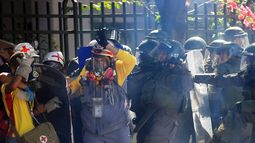 Brigada de primeros auxilios que fue atacada por Carabineros desmiente aclaratoria de la institución