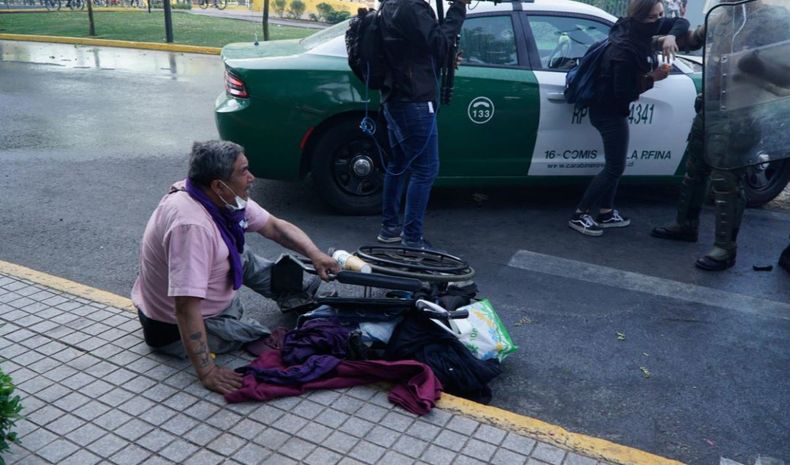 hombre en silla de rueda.jpg