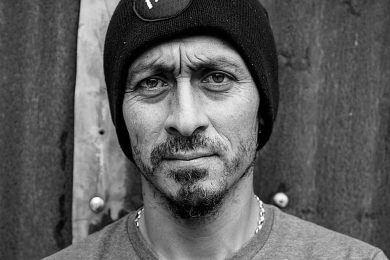 8672 ramon navarro surfista.jpg