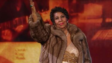 VIDEO| El día que Aretha Franklin emocionó hasta las lágrimas a Obama con (You make me feel like) A Natural Woman