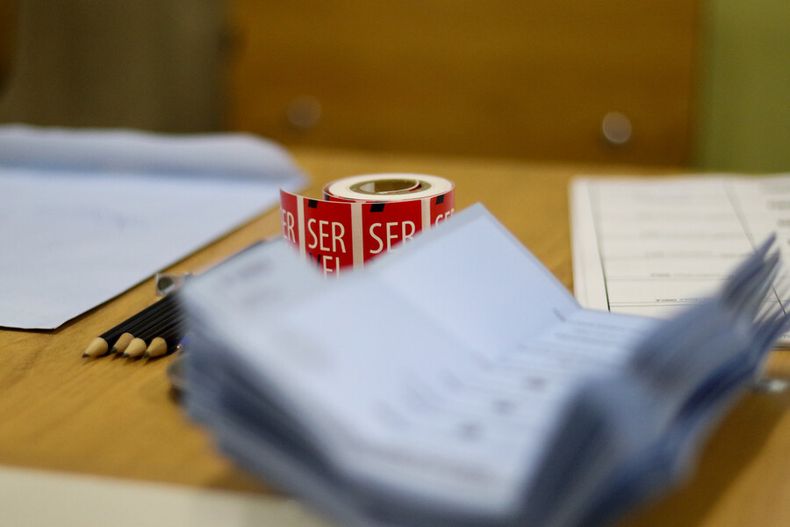 manouchehri y reforma electoral elecciones en chile no pueden ser dirimidas por extranjeros.jpg