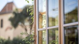 Municipio de Lota ordenó demoler ventanas de casa por incumplir distanciamiento: Dueño apeló y perdió