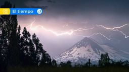 Tormentas eléctricas y fuertes vientos: DMC emite preocupante alerta para el centro sur
