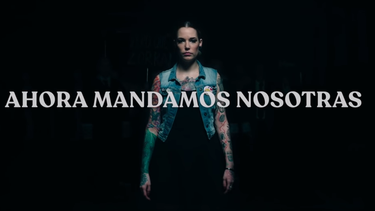 “Y tú, ¿cómo aprendiste a follar”: El viral que denuncia que el porno machista reemplazó a la educación sexual