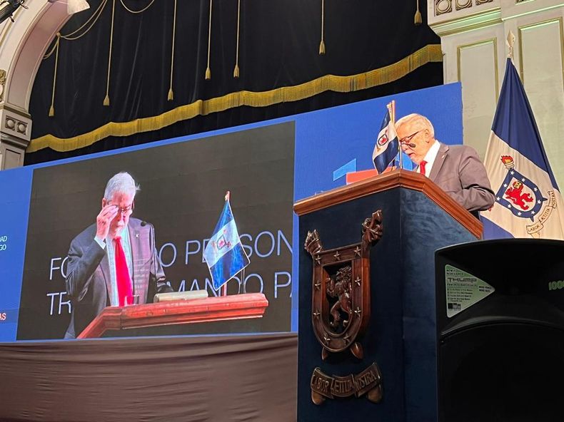 USACH CEREMONIA ANIVERSARIO.jpeg