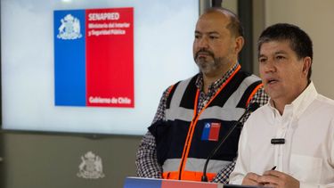 Gobierno confirma segundo fallecido debido a emergencia climática: Árbol cayó sobre vehículo