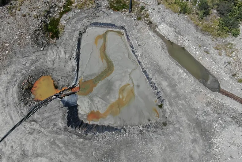 16104 relave ayen.webp