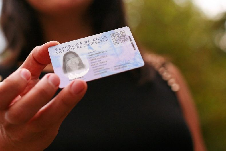 Licencia de conducir imagen referencial.jpeg