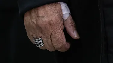 A 41 adultos mayores víctimas de la dictadura les dejaban la PGU en $0 por descontar pensión Valech: TC lo declara inaplicable