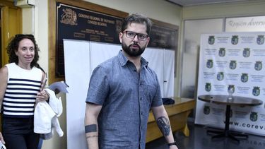Encuesta Cadem: Presidente Gabriel Boric cerró el 2022 con 30% de apoyo a su gestión