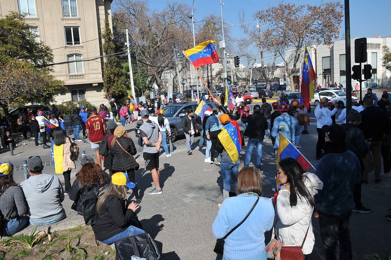 2238 venezolanos.jpg