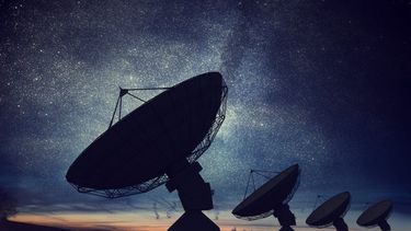 Académicos del mundo se reúnen en workshop en Chile para analizar la radioastronomía
