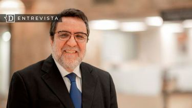 Enrique Román: La estrategia del neoliberalismo ha sido evitar ser denominado como tal”