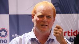 VIDEO| Rojo Edwards se desmarca de dichos de Luis Silva por Pinochet: Fue un dictador