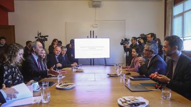 El Desconcierto | Ministro Marcel se reune con representantes de la CPC.jpg
