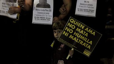 Educación igualitaria, subsidio a las víctimas y más protección: 200 medidas de España contra la violencia de género