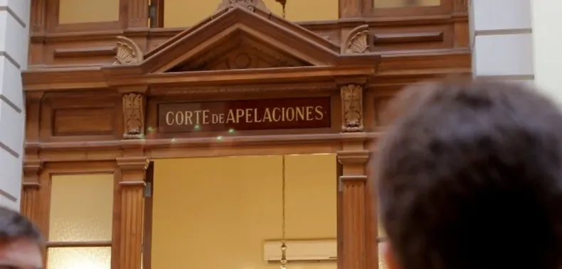 auxiliar de aseo murio en accidente mientras trabajaba en escuela de colina corte ordena pagar 10 millones a cada hijo.webp