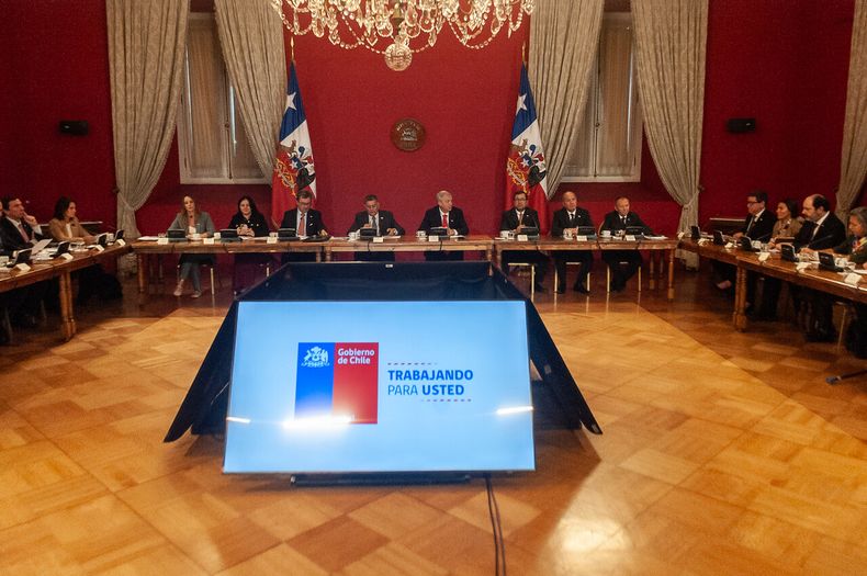 Gobierno de Chile de José Antonio Kast se arrepiente de polémica medida - Foto: Agencia Uno