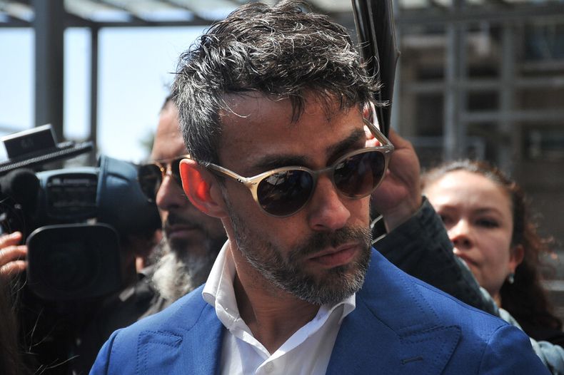 8310 a uno 1619839.jpg