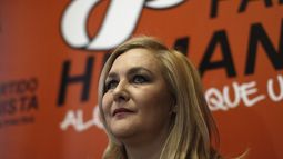 Pamela Jiles brinda su apoyo a Alejandro Guillier para derrotar al pinochetismo