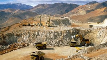 SMA clausura defitivamente proyecto Pascua Lama y aplica multa de $7000 millones