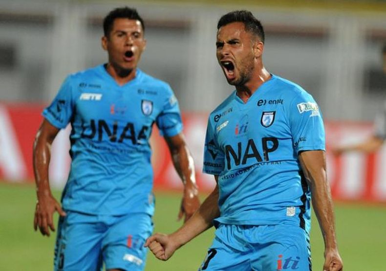 Zamora_Iquique_celebra_Reynero_Libertadores_2017_Getty 630x443 1.jpg
