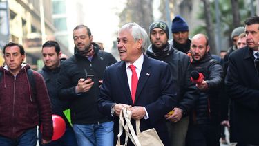 VIDEO| ¡Ladrón!: El grito contra Piñera que no pasó desapercibido en el Paseo Ahumada