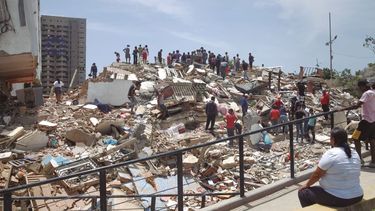 La falla de Atotsugawa revela cómo el óxido de grafeno reduce la fricción tectónica y evita terremotos, abriendo un paradigma en la gestión del riesgo sísmico.