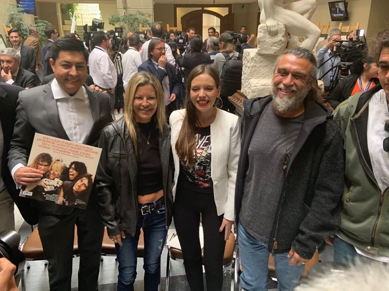 camila flores tom araya.jpeg