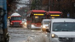 Alerta Temprana Preventiva en toda la RM por lluvia y viento: Santiago recibirá sobre 45 mm y ráfagas de 40 km/h