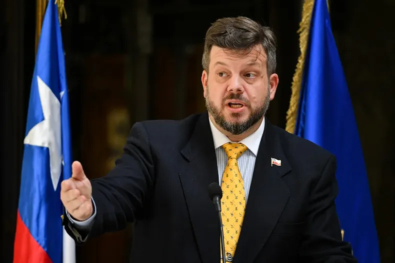 25123 a uno 1687745.webp