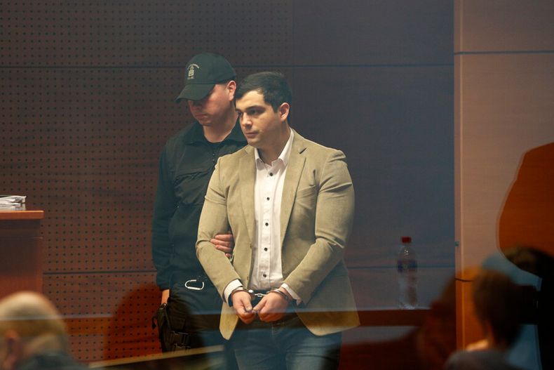 Declaran culpable a detective Leonel Contreras por homicidio de companera Piden 15 anos.jpg