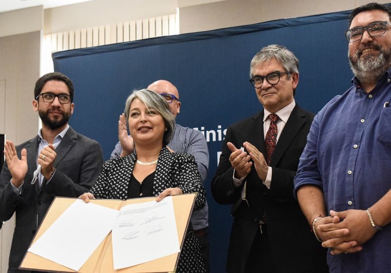 CUT salario minimo.jpg