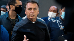 La “fake news” de Bolsonaro con Gustavo Petro: Lo señaló como exmiembro del MIR chileno