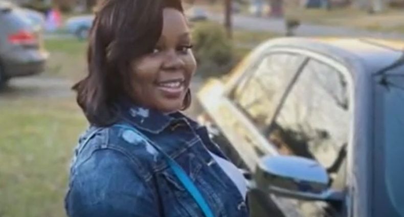 Breonna Taylor Foto familiar.jpg