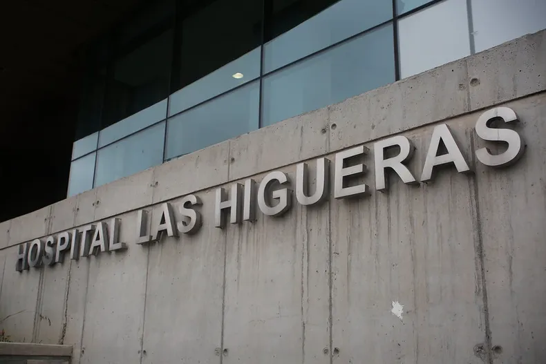 recien nacido quedo con dano motriz por no realizar cesarea en embarazo de alto riesgo  hospital debera pagar 145 millones a padres.webp