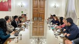 Subsecretario Monsalve destaca propuestas de alcaldes tras reunión por seguridad en La Moneda