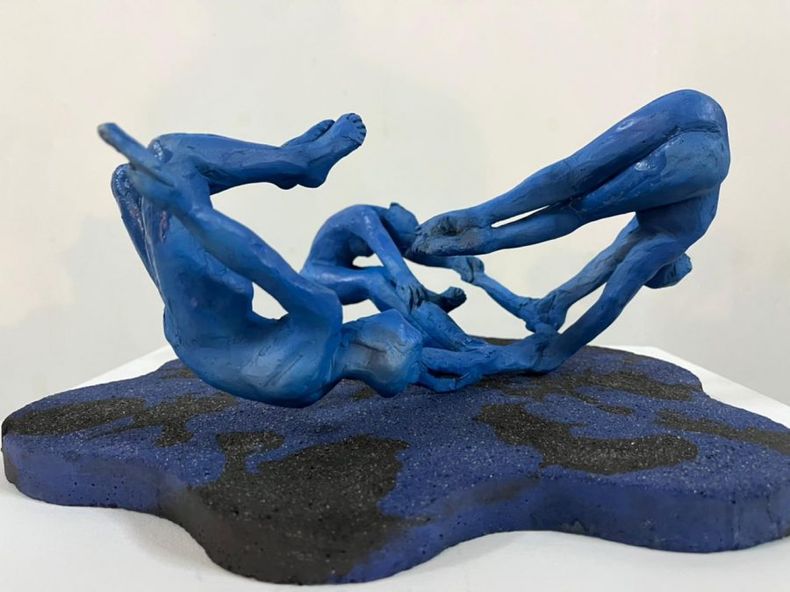 Mujeres en vuelo_b e1666710324228.jpg